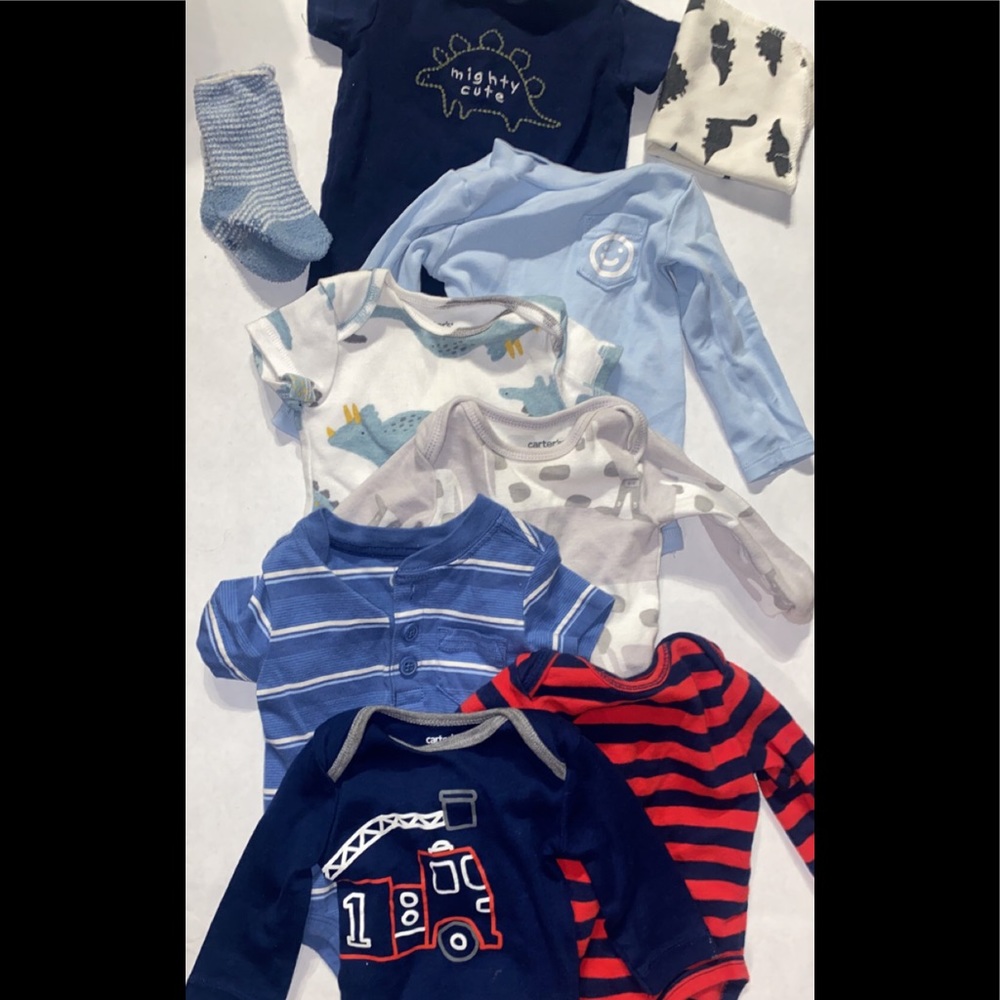 Size 3 month baby boy Carter’s